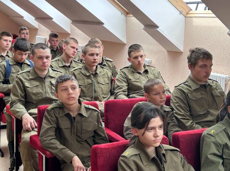 На базе РОВД прошли очередные занятия курсантов военно-патриотического клуба «Зубр»