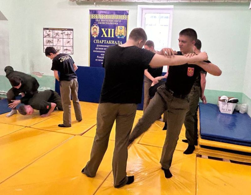 На базе РОВД прошли очередные занятия курсантов военно-патриотического клуба «Зубр»