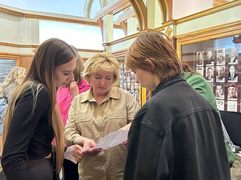 В новом формате. Встреча молодых специалистов с представителями власти прошла в Костюковичах