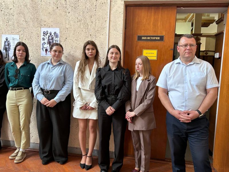 В новом формате. Встреча молодых специалистов с представителями власти прошла в Костюковичах