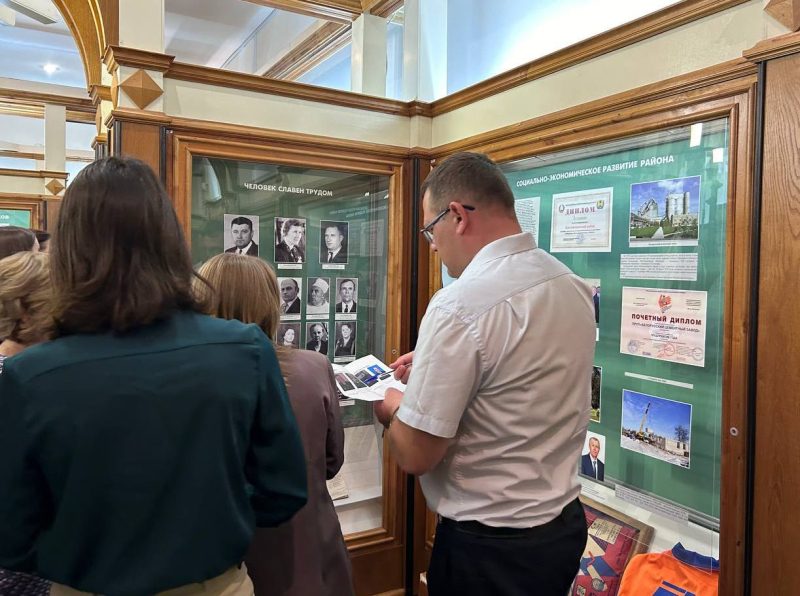 В новом формате. Встреча молодых специалистов с представителями власти прошла в Костюковичах