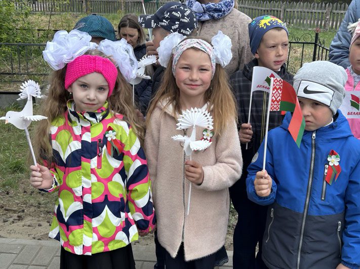 В Белынковичской школе мира прошел митинг, посвященный 80-й годовщине Великой Победы
