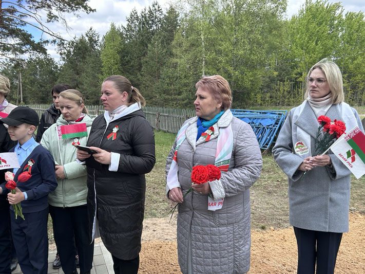 В Белынковичской школе мира прошел митинг, посвященный 80-й годовщине Великой Победы