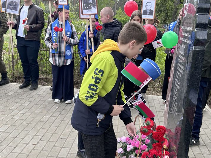 В Белынковичской школе мира прошел митинг, посвященный 80-й годовщине Великой Победы