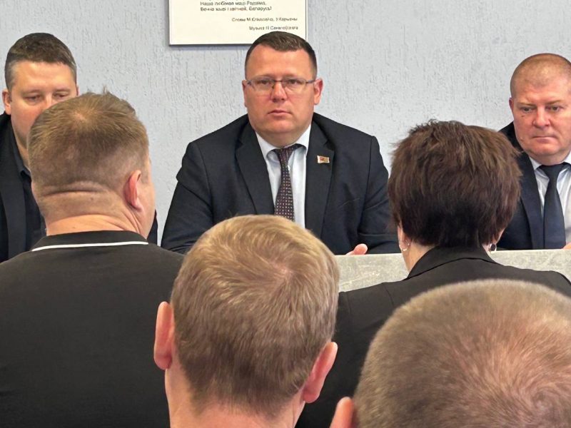 Информационная группа главы района Вячеслава Моксачева встретилась с коллективом Костюковичского района газоснабжения