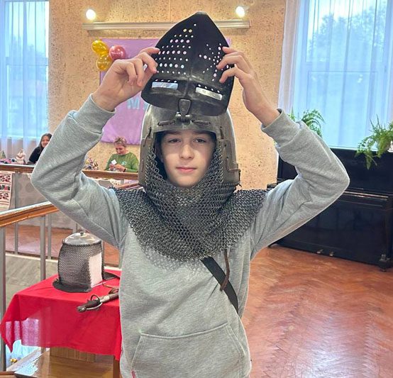 Таямніцы “Вечара ў музеі” раскрылі ў Касцюковічах Таямніцы “Вечара ў музеі” раскрылі ў Касцюковічах