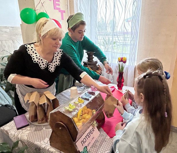 Таямніцы “Вечара ў музеі” раскрылі ў Касцюковічах Таямніцы “Вечара ў музеі” раскрылі ў Касцюковічах