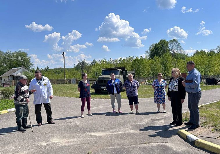 ФОТОФАКТ: Как прошло майское путешествие поезда "Забота"