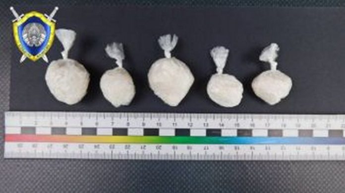 Бобруйчанка в погоне за легкими деньгами стала закладчицей. Итог криминальной деятельности подвел СК