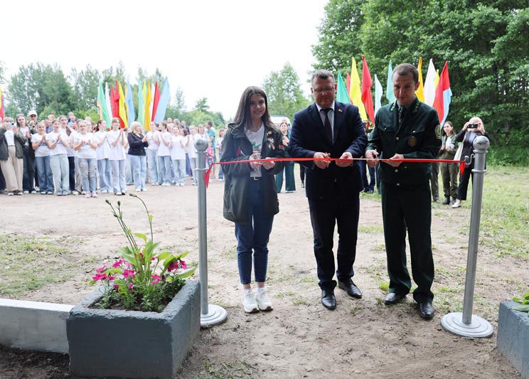 Участники проекта «Дорогами Памяти и Славы» побывали в Костюковичах