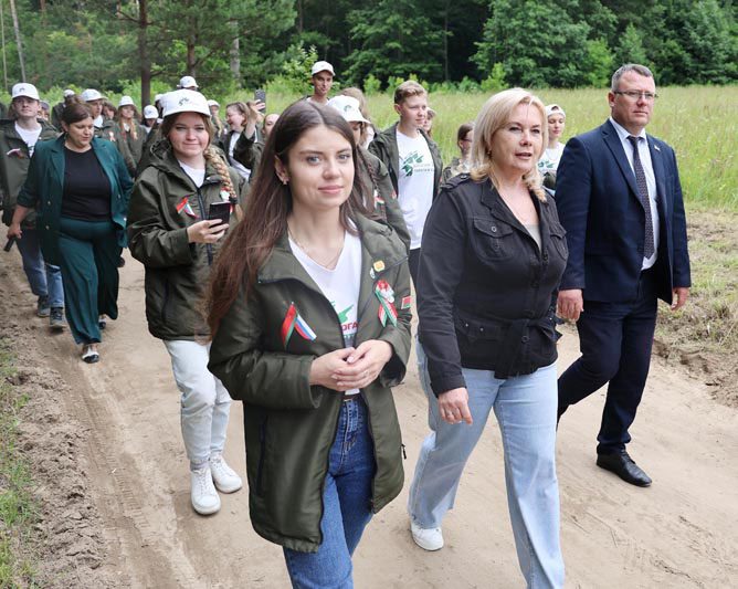 Участники проекта «Дорогами Памяти и Славы» побывали в Костюковичах