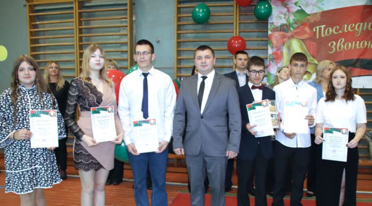 Как прошел выпускной в Костюковичском колледже