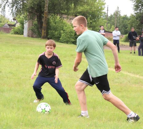 В палаточном лагере ВПК "Зубр" состоялся турнир по мини-футболу