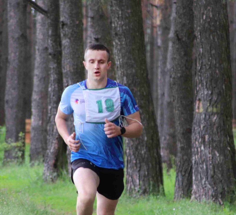 ФОТОФАКТ: Празднование Дня молодежи в Костюковичах началось с забега