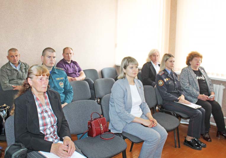 В фокусе внимания - проблемы пожилых людей, ветеранов и инвалидов