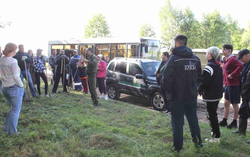 Костюковичская молодежь подключилась к благоустройству экологической тропы Костюковичская молодежь подключилась к благоустройству экологической тропы