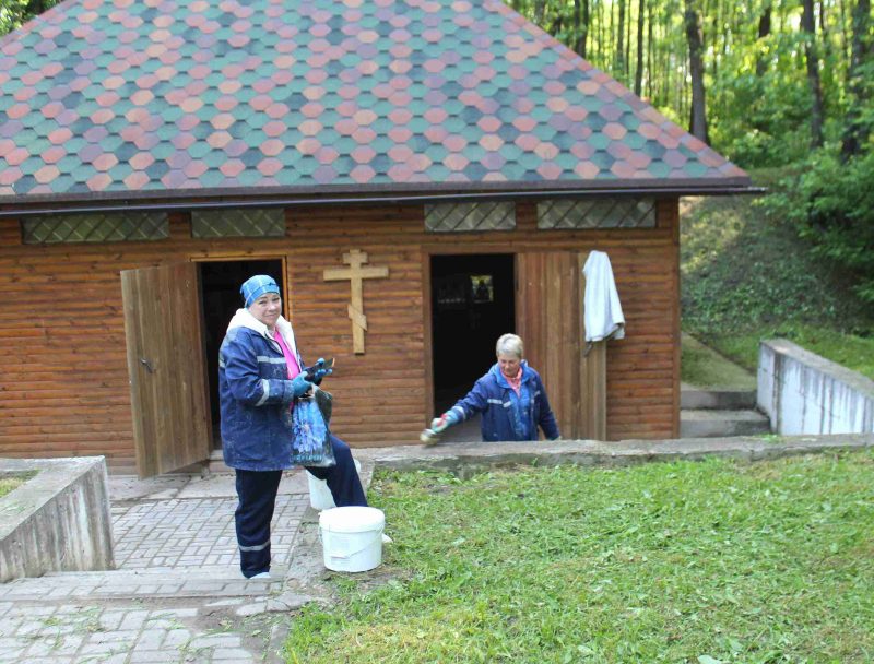 Костюковичская молодежь подключилась к благоустройству экологической тропы Костюковичская молодежь подключилась к благоустройству экологической тропы