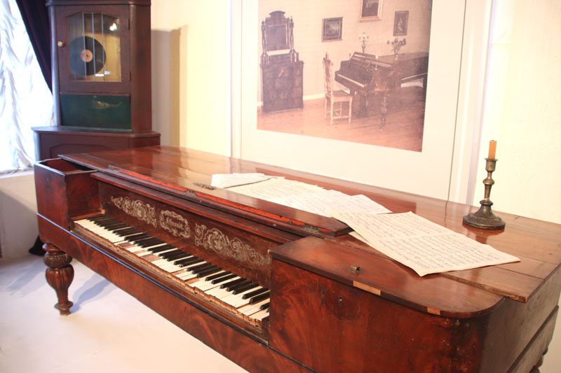 Прикоснуться к Нерукотворному образу смогли волонтеры и члены группы «Активное долголетие» Прикоснуться к Нерукотворному образу смогли волонтеры и члены группы «Активное долголетие»