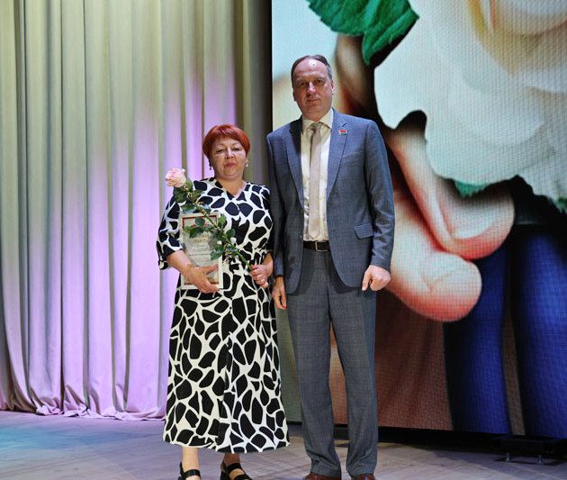 Медицинских работников чествовали сегодня в Костюковичах Медицинских работников чествовали сегодня в Костюковичах