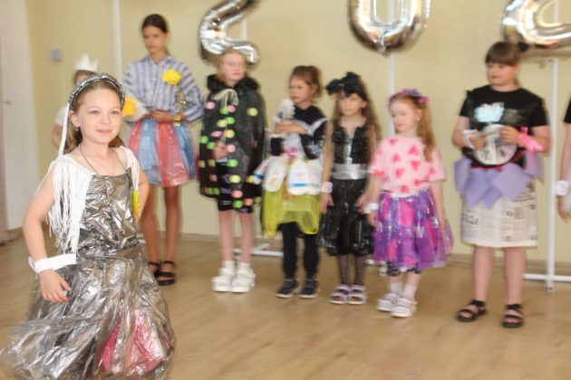 Экомода и Экогерои: в районной гимназии и Костюковичском ЦДТ 5 июня креативно отметили Всемирный день защиты окружающей среды