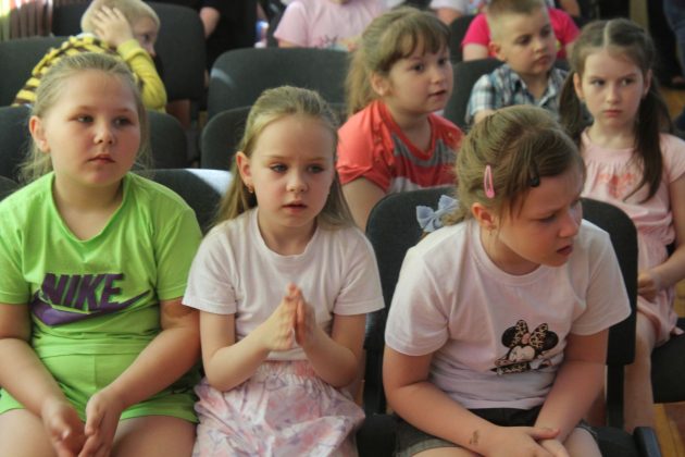 Экомода и Экогерои: в районной гимназии и Костюковичском ЦДТ 5 июня креативно отметили Всемирный день защиты окружающей среды