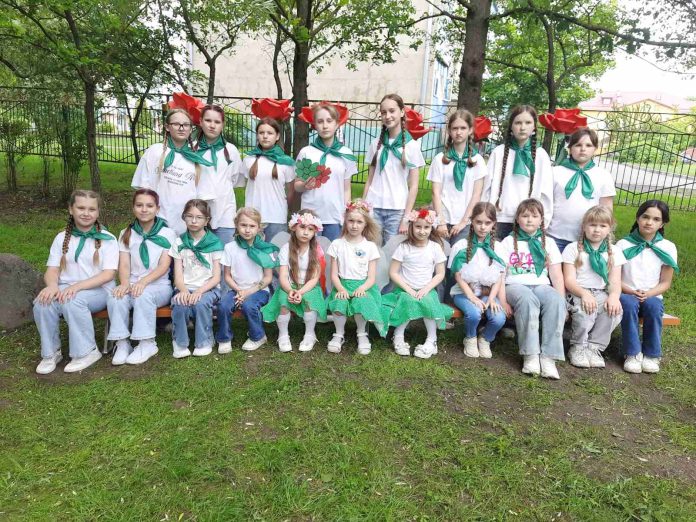 Воспитанники лагеря «Мечта» Костюковичского ЦДТ победили в республиканской онлайн-эстафете