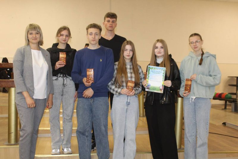 Молодые костюковчане посоревновались в интеллектуальном квизе «Битва умов» Молодые костюковчане посоревновались в интеллектуальном квизе «Битва умов»