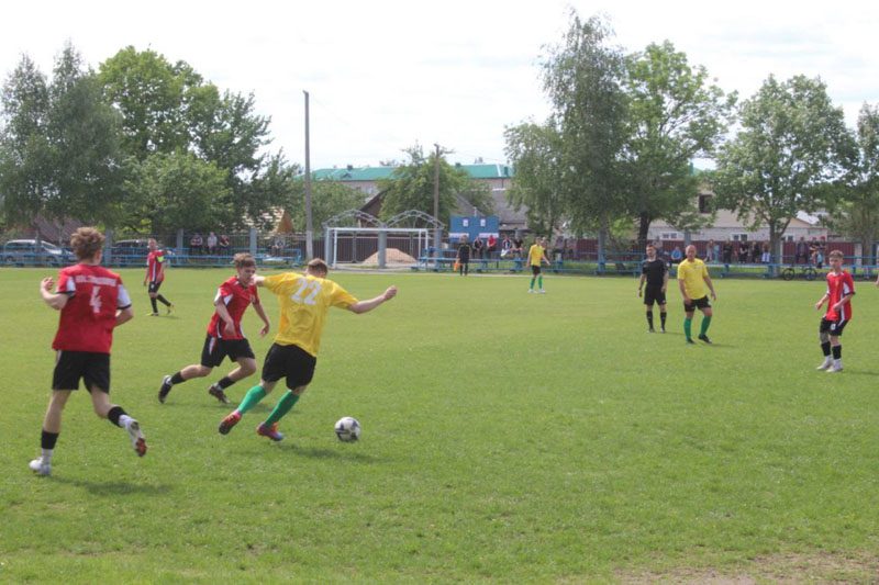 Три игры без поражений на счету костюковичских футболистов Три игры без поражений на счету костюковичских футболистов