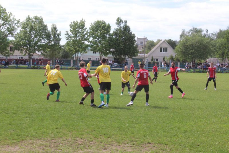 Три игры без поражений на счету костюковичских футболистов Три игры без поражений на счету костюковичских футболистов