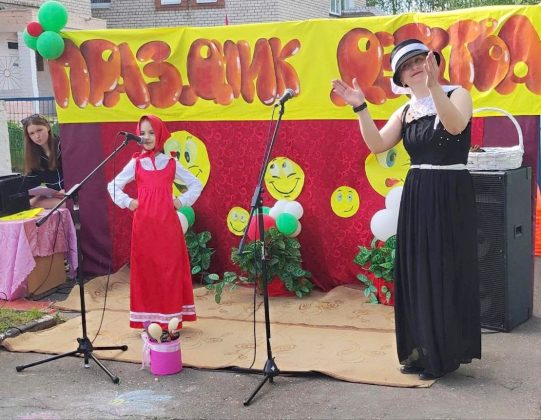 В Новых Самотевичах прошел "Праздник в стране детства"