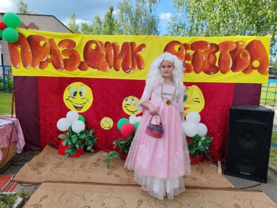 В Новых Самотевичах прошел "Праздник в стране детства"