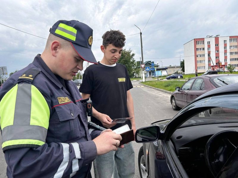 Обеспечение безопасности детей на дорогах: совместный рейд ГАИ и активистов БРСМ