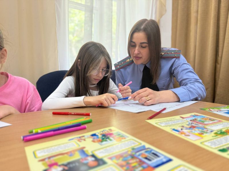 Безопасность на дорогах и в жизни начинается с детства