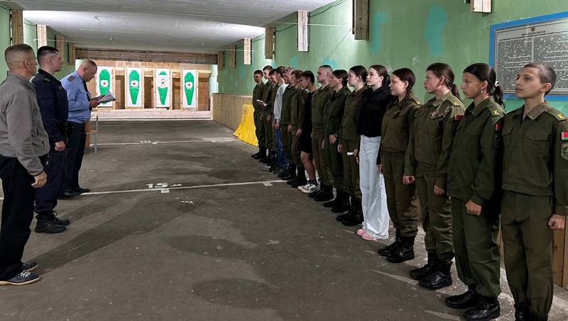 Курсанты военно-патриотического клуба «Зубр»: лето – время совершенствовать боевые навыки Курсанты военно-патриотического клуба «Зубр»: лето – время совершенствовать боевые навыки