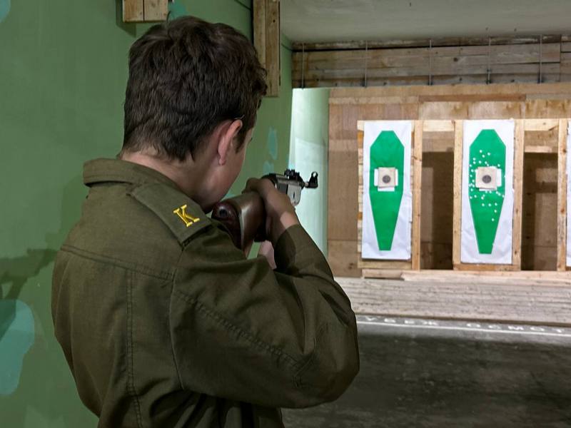 Курсанты военно-патриотического клуба «Зубр»: лето – время совершенствовать боевые навыки Курсанты военно-патриотического клуба «Зубр»: лето – время совершенствовать боевые навыки