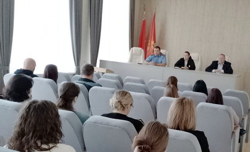 В Костюковичах проходит Единый день информирования в трудовых коллективах