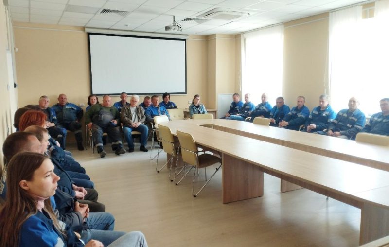 В Костюковичах проходит Единый день информирования в трудовых коллективах В Костюковичах проходит Единый день информирования в трудовых коллективах