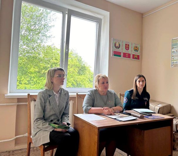 Информационная группа Ларисы Герасимовой встретилась с трудовыми коллективами