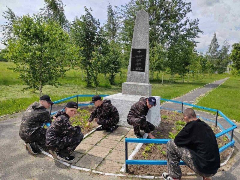 Муравильские ребята успевают делать много добрых дел