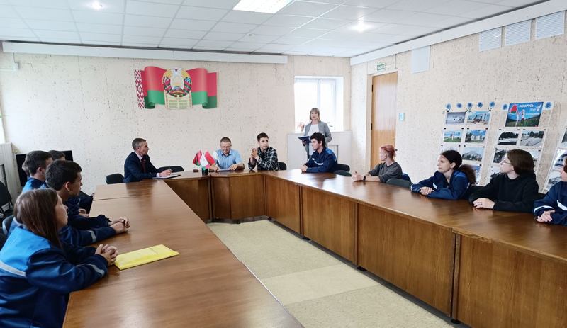 Стартап-консультация «Индивидуальный предприниматель или бизнес-команда?» прошла с участием адвоката