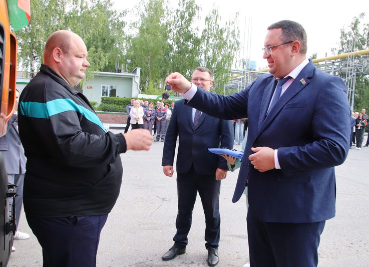 Новой техникой пополнился автопарк БЦЗ Новой техникой пополнился автопарк БЦЗ