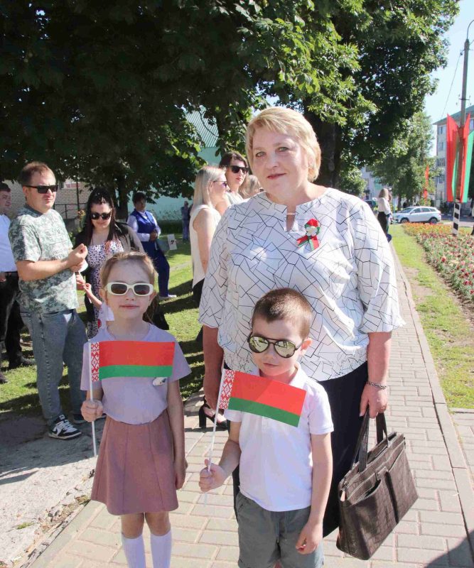 Гордимся тобой, Беларусь! Костюковичи отмечают День Независимости