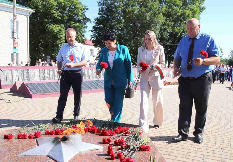 Гордимся тобой, Беларусь! Костюковичи отмечают День Независимости