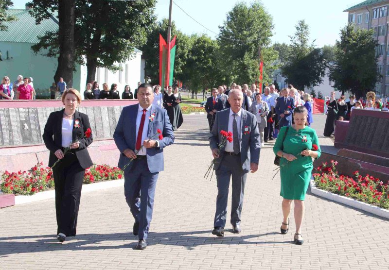 Гордимся тобой, Беларусь! Костюковичи отмечают День Независимости