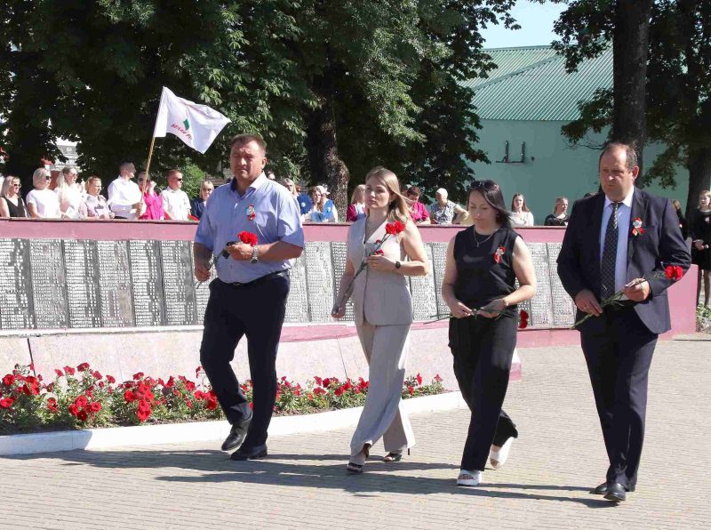 Гордимся тобой, Беларусь! Костюковичи отмечают День Независимости