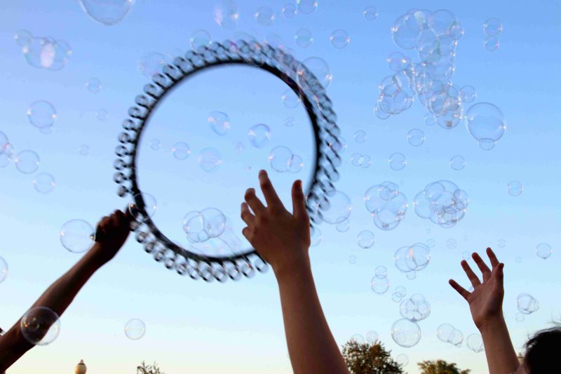 Пенная вечеринка прошла в центре Костюковичей