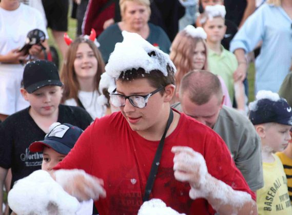 Пенная вечеринка прошла в центре Костюковичей