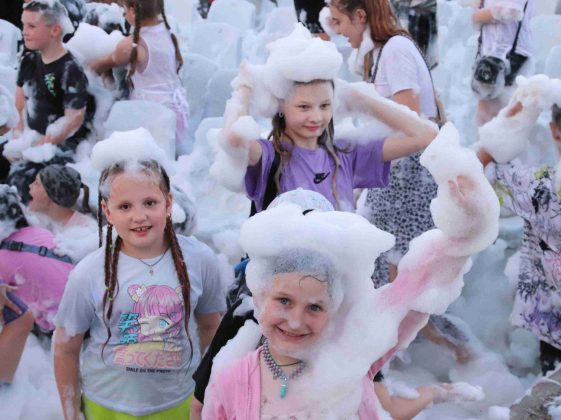 Пенная вечеринка прошла в центре Костюковичей