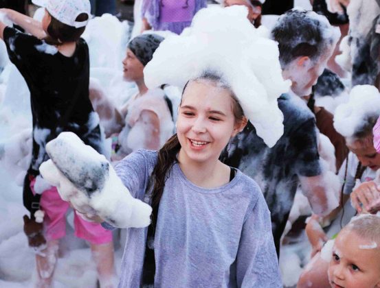 Пенная вечеринка прошла в центре Костюковичей