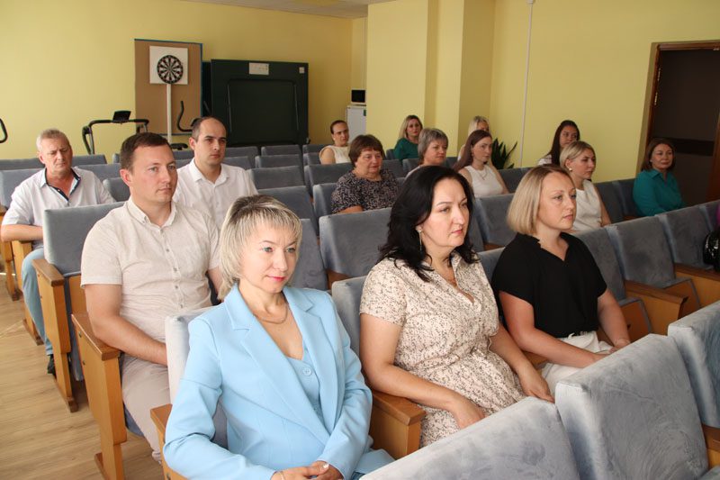 Налоговая служба отмечает профессиональный праздник